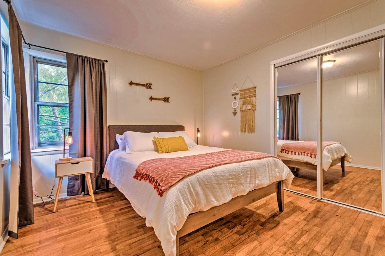 Centrally Located Hot Springs Home With Deck! Kültér fotó